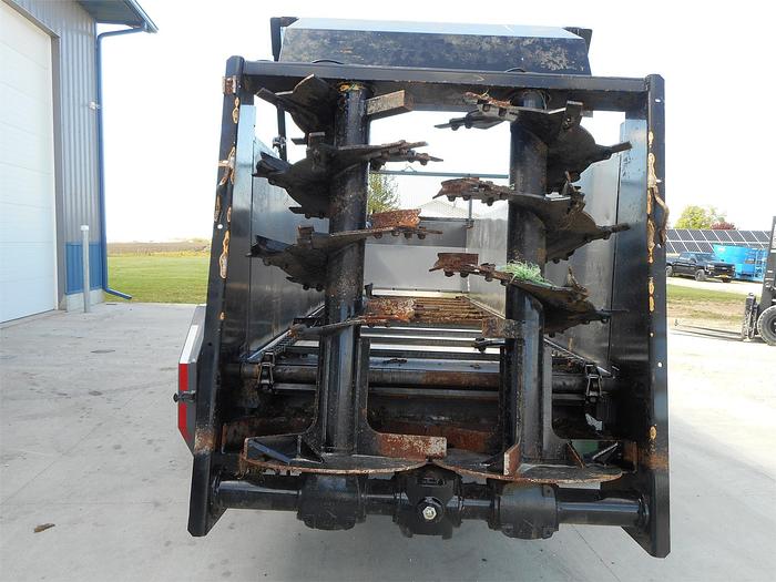 Used ARTEX SB200 Manure Spreader