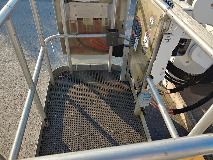 Used 01651 Altec AT40S 45ft Bucket Boom on 2016 Ford F550