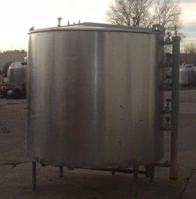 Usado 1000 GALLON PROCESSOR TANK WITH AGITATION AND LIFT LID