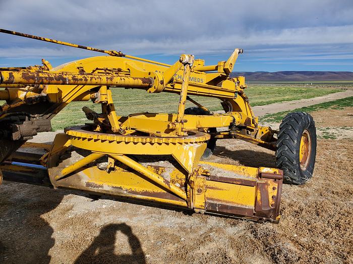 Used Allis Chalmers M100 Motor Grader