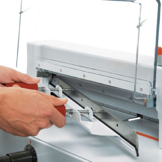 IDEAL 4305 Guillotine Complete With Floor-Stand