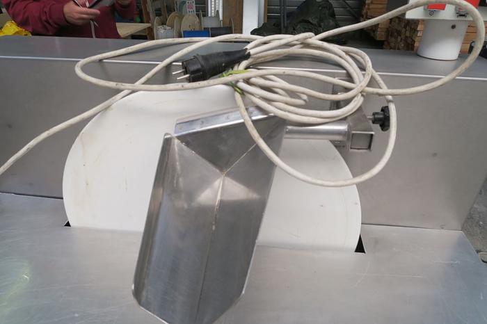 Used CHOCOLATE HAND MOULDING/MELTING/TEMPERING MACHINE