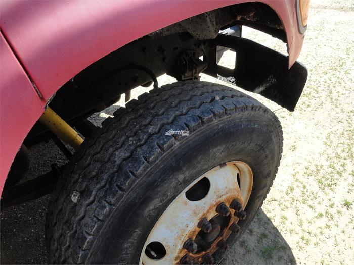 Used 1996 FORD F800
