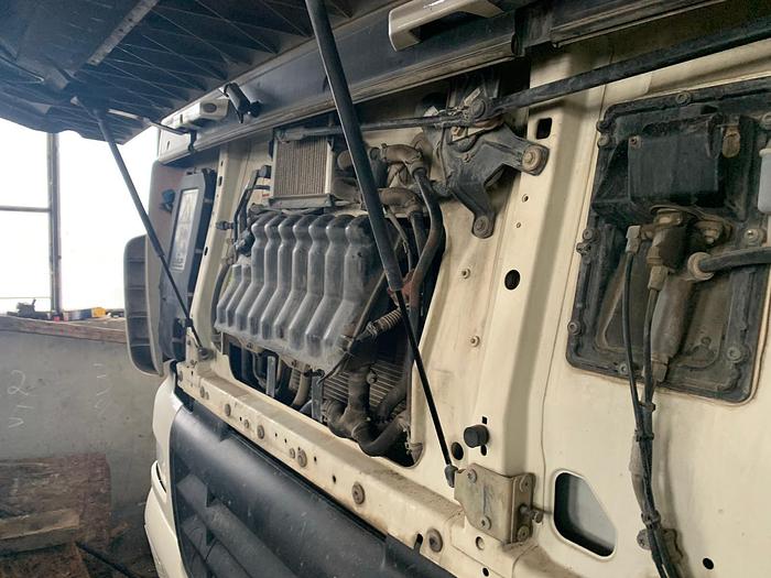 Used 2004 DAF 85 CF 430 MANUAL EURO 3 daycabine