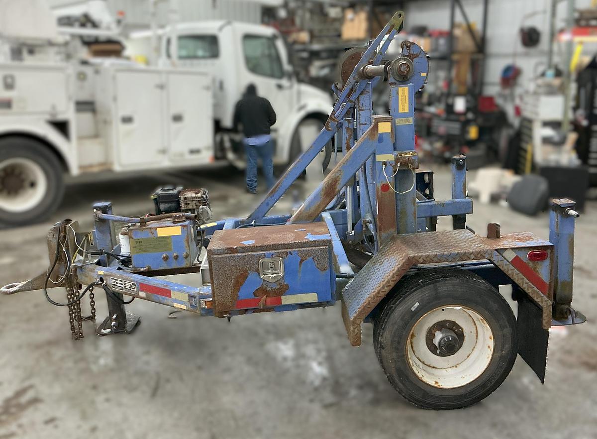 Used 1999 TSE Self-Loading Reel Carrier Trailer