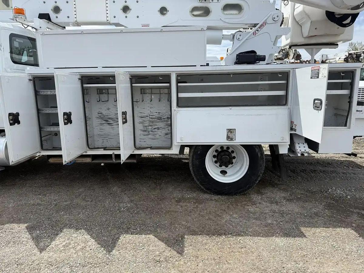 Used 2017 International 4300 Altec AA55 Material Handler