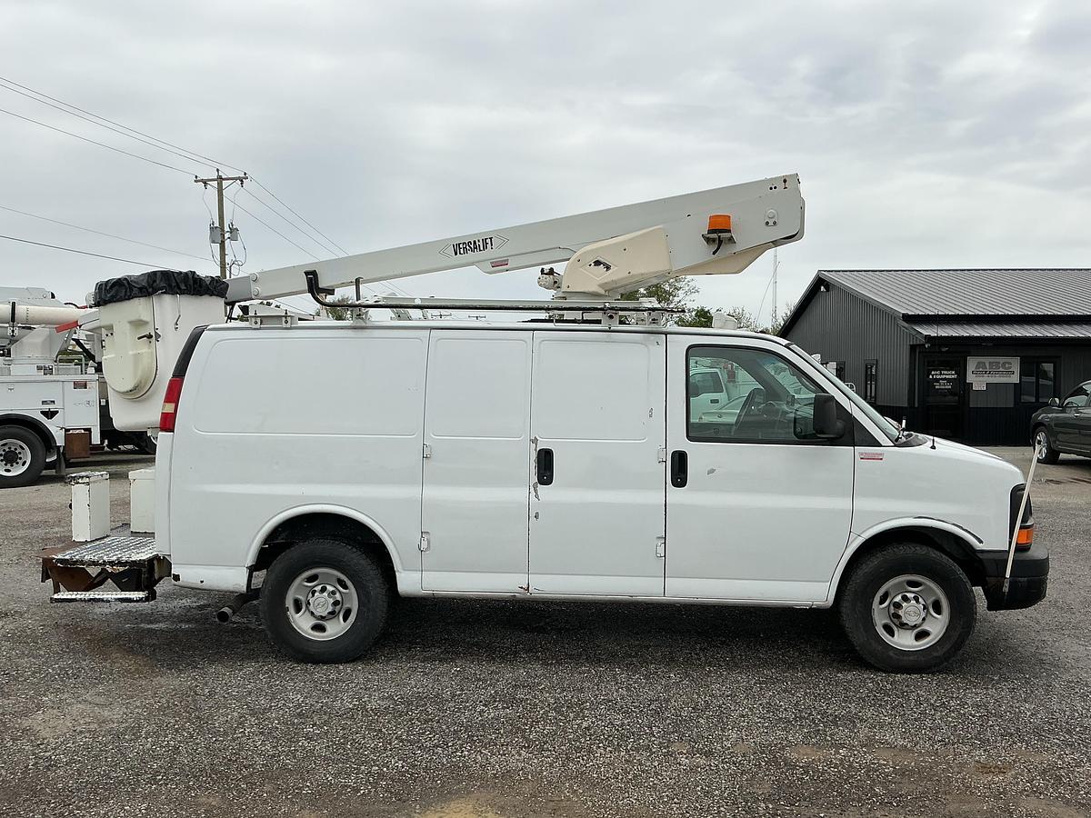 Used 2007 Chevy G3500 Versalift TEL-29 Bucket Van