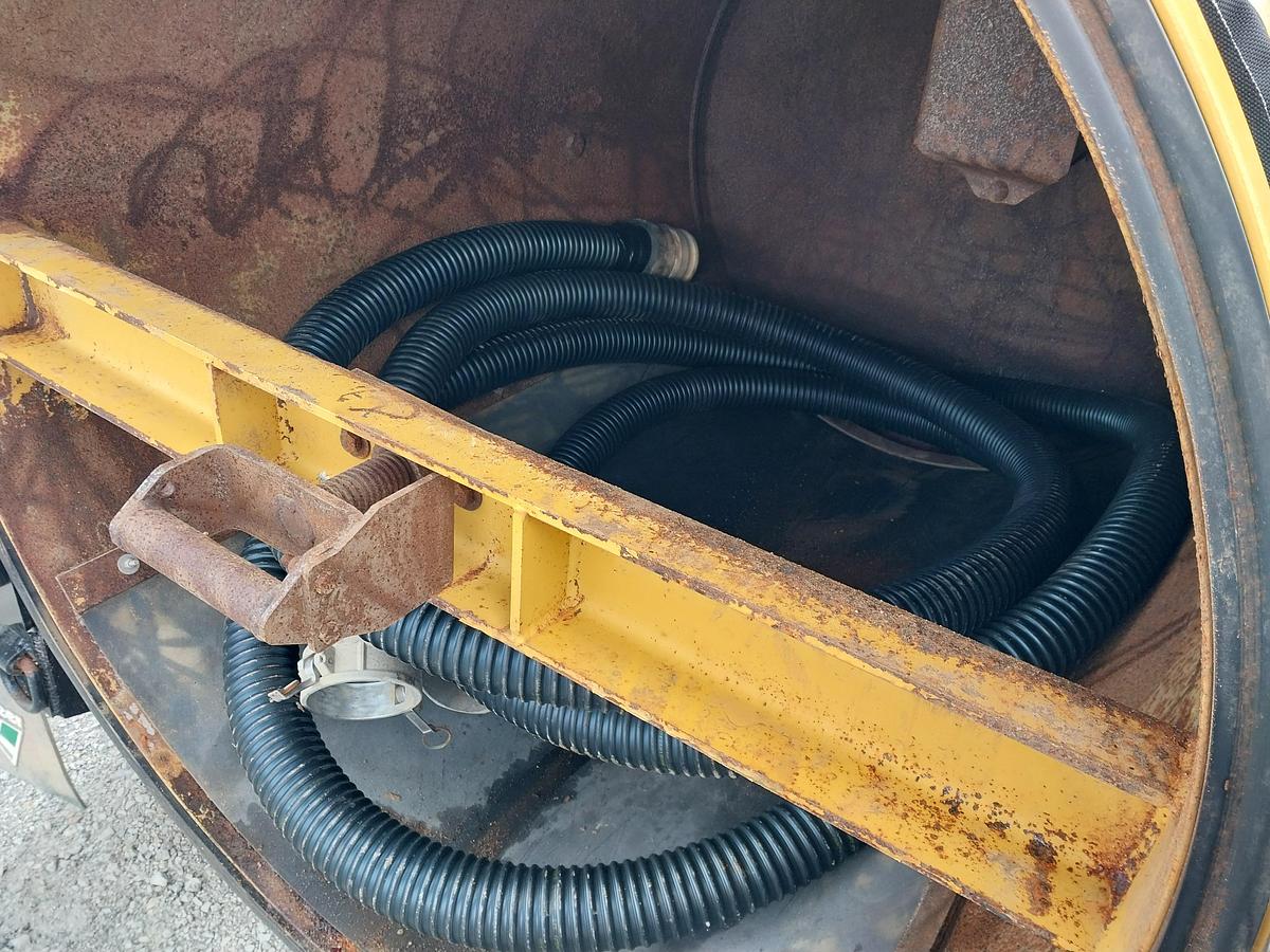 Used 2024 Vermeer LP573 XDT Vac Trailer - NEW SUCTION HOSE