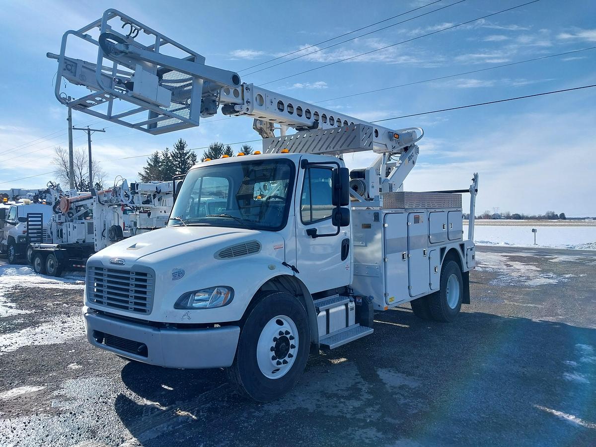 Used 2015 Freightliner M2 Altec AT40C