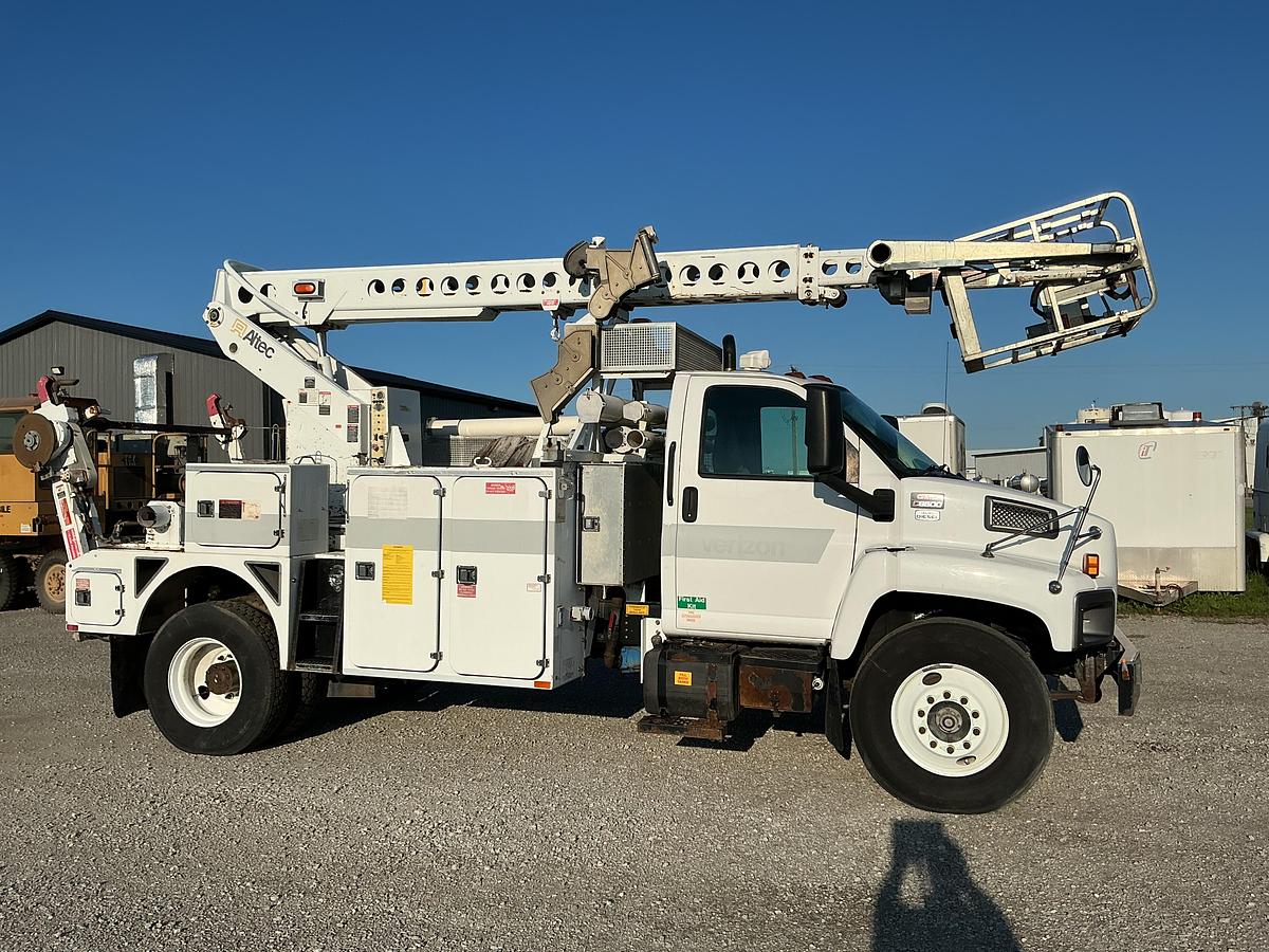 Used 2008 GMC C8500 Altec AT40P Cable Placer Utility Truck