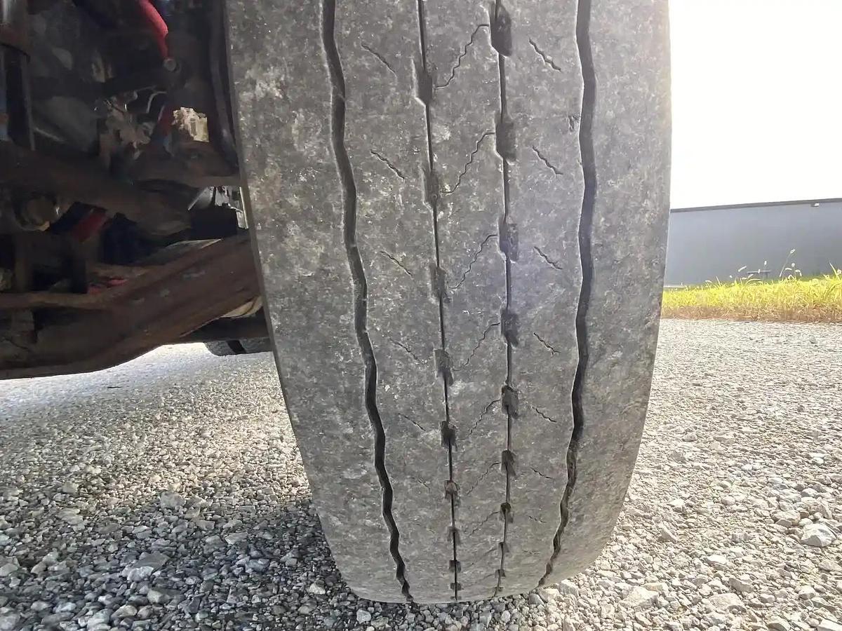 Used 2007 Freightliner Altec DL45TR