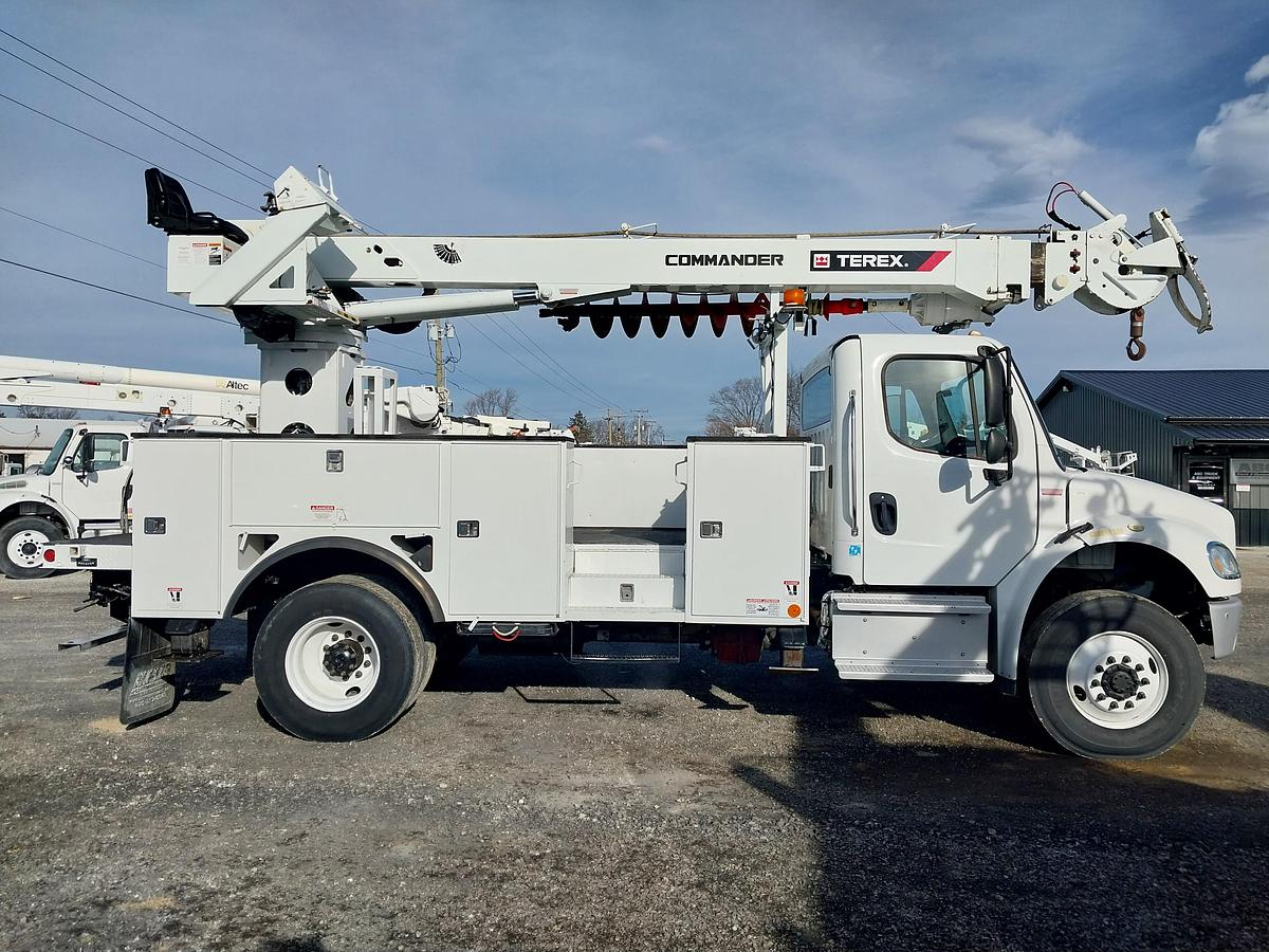 Used 2017 Freightliner M2 4x4 Terex C4047 Digger Derrick