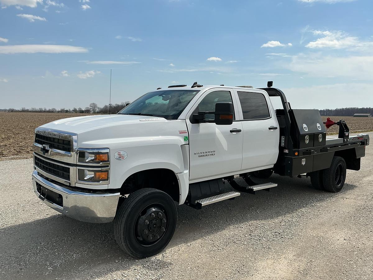 Used 2024 Chevrolet Silverado