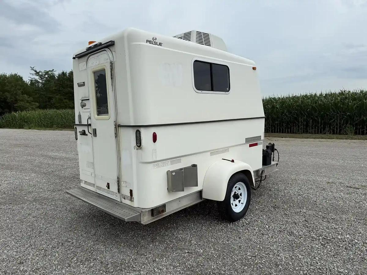 Used 2015 Utility Pelsue FiberLite Pod Fiber Optic Splicing Trailer