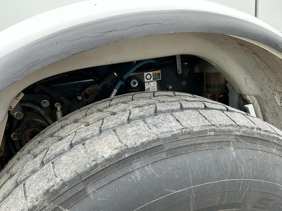 Used 2013 Peterbilt 365 Altec AC38-127S-EJ 38 Ton Crane