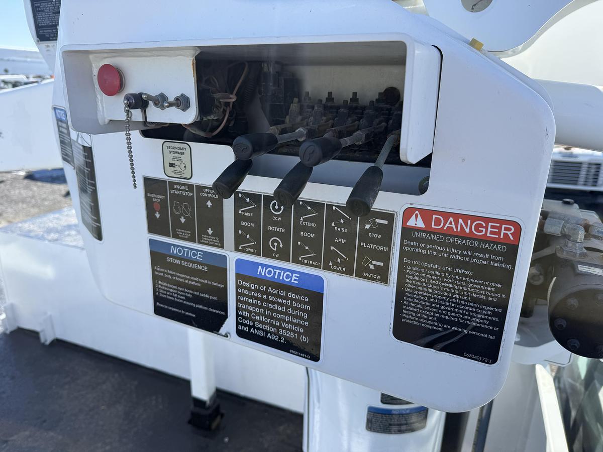 Used 2019 Ford F550 Altec AT40G Insulated Squirt Boom