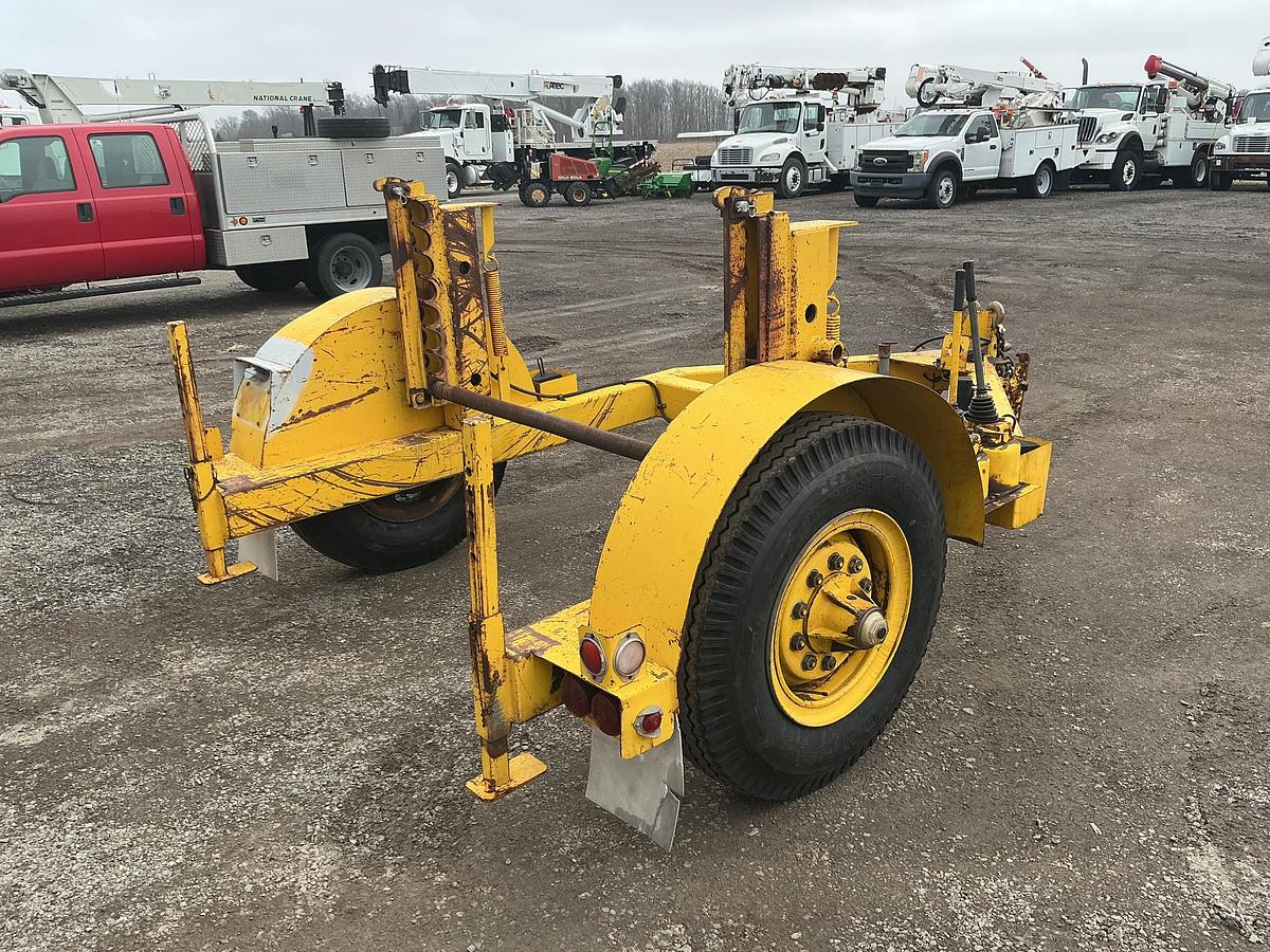 Used 1991 Truco Tech 10 Hydraulic Reel Trailer