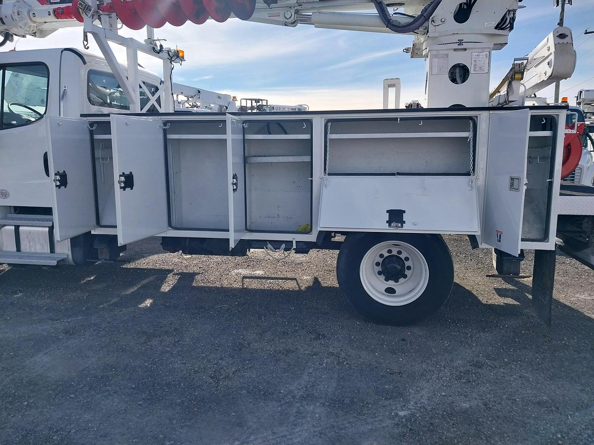 Used 2017 Freightliner M2 4x4 Terex C4047 Digger Derrick