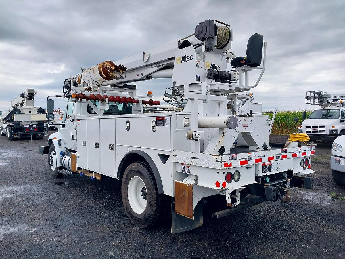 Used 2018 International 4300 Altec DM47 Digger Derrick
