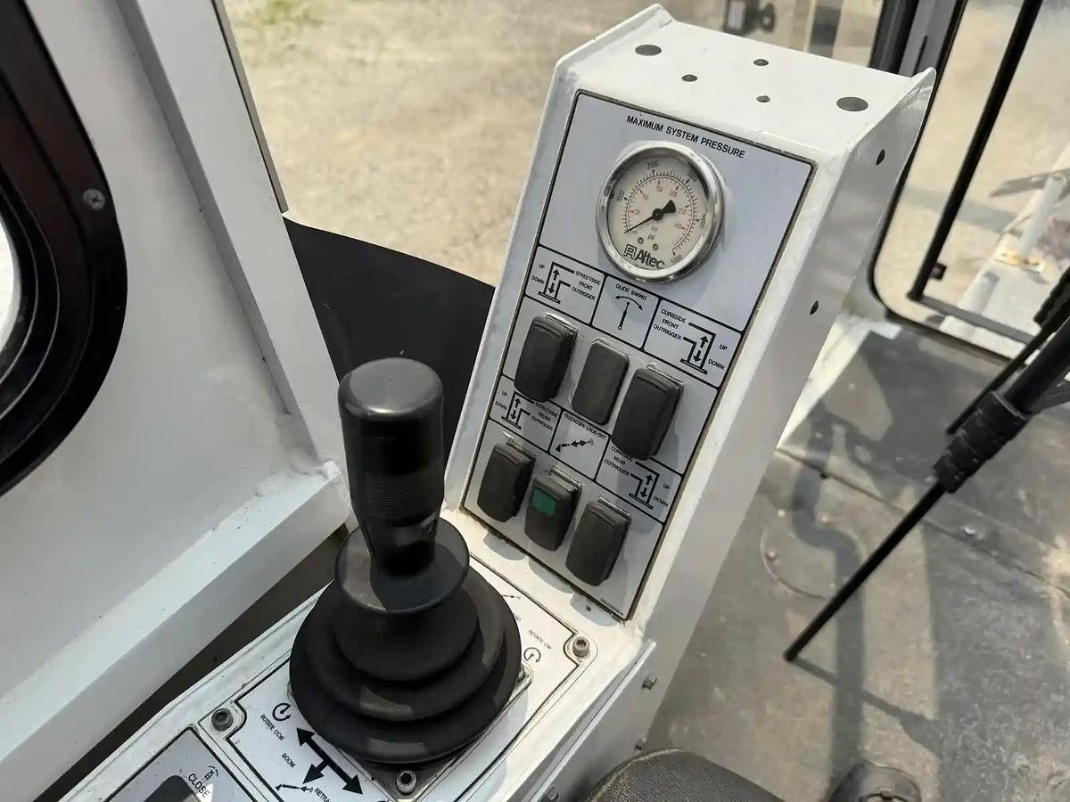 Used 2015 Peterbilt 365