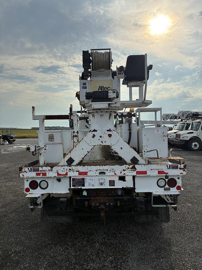 Used 2018 International 4300 Altec DM47B-TR Digger Derrick