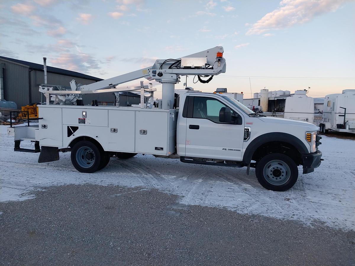 Used 2019 Ford F550 Altec AT235P