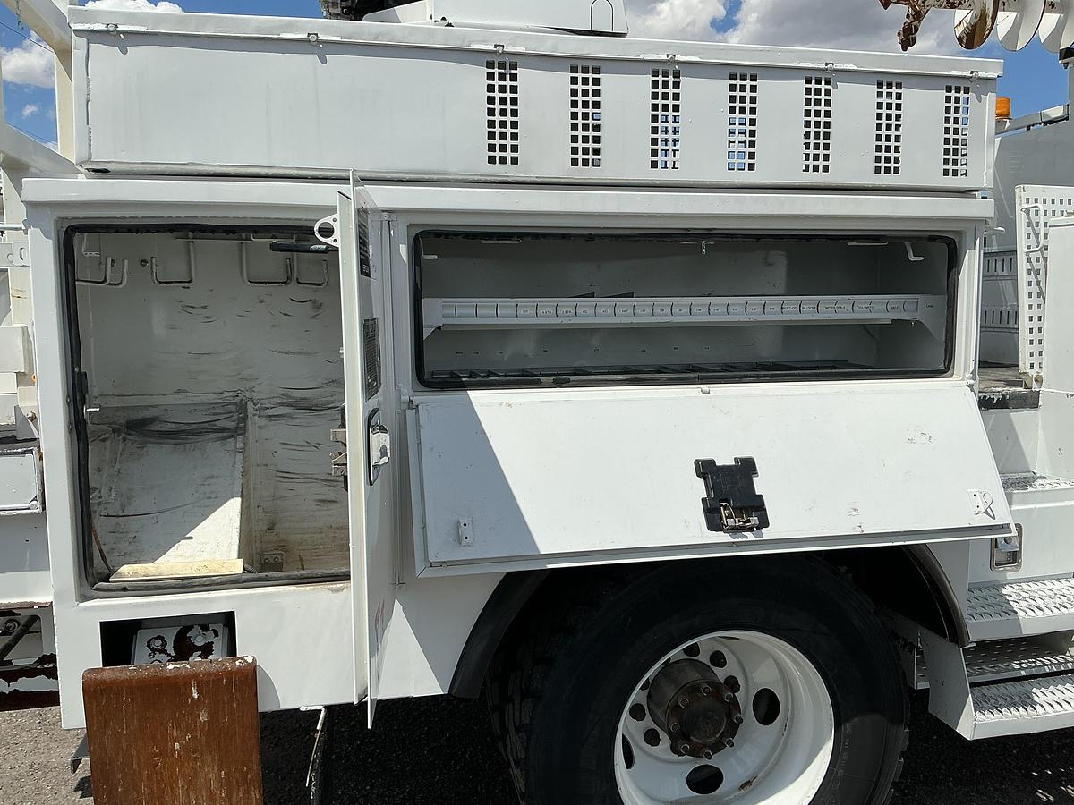 Used 2016 Freightliner M2 Altec DM47B-TR Digger Derrick