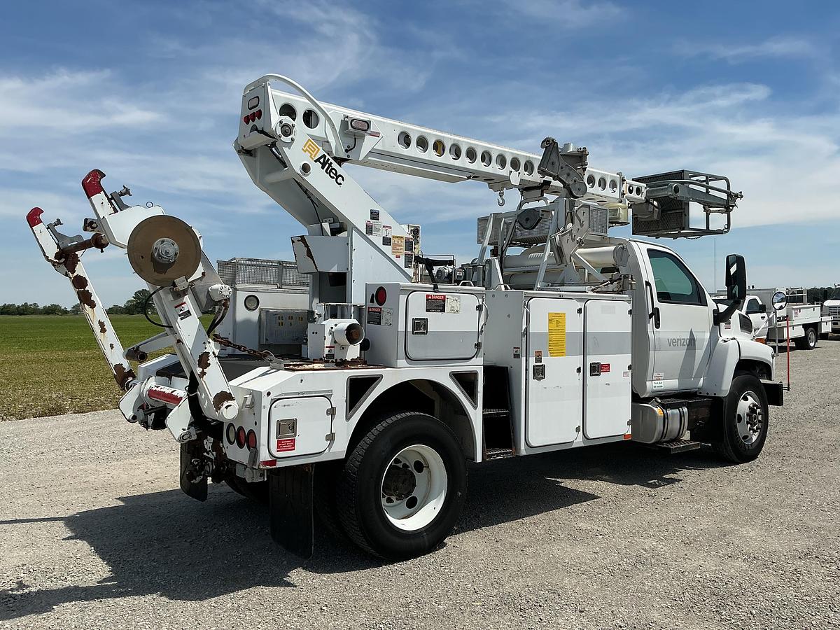 Used 2009 GMC C8500 Altec AT40C Cable Placer Utility Truck
