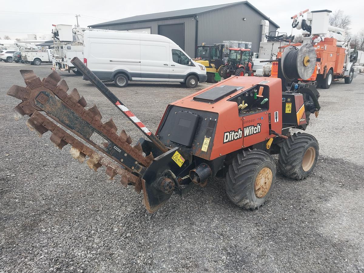 Used 2015 Ditch Witch 410SX Mini Trencher Plow