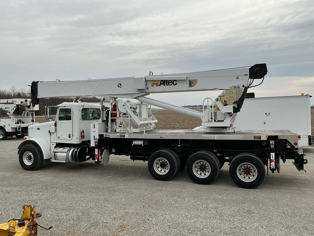 Used 2013 Peterbilt 365 Altec AC38-127S-EJ 38 Ton Crane