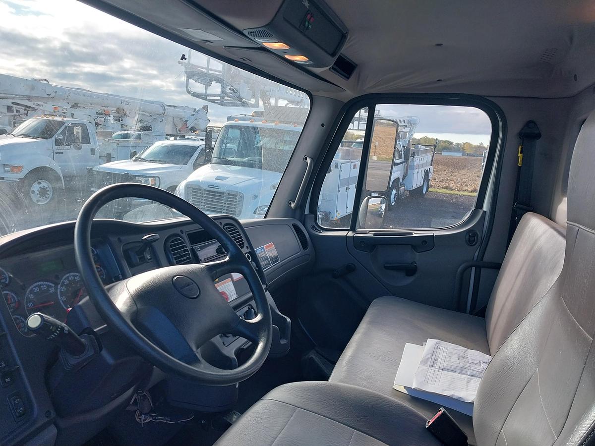 Used 2020 Freightliner M2 106 Altec DC47-BR