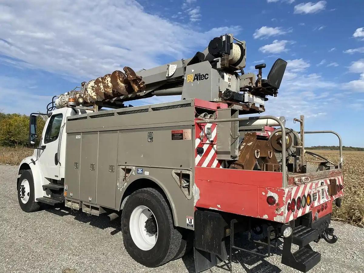 Used 2007 Freightliner Altec DL45TR