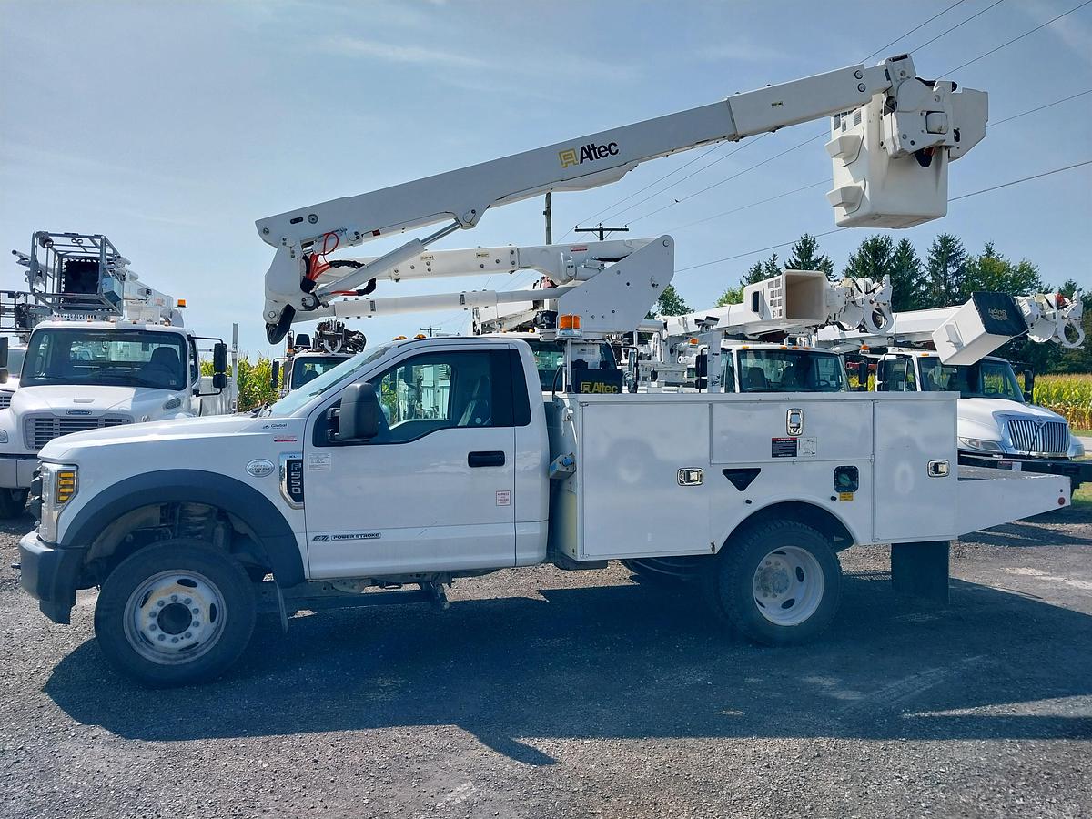 Used 2018 Ford F550, 6.7L Diesel, Altec AT40G