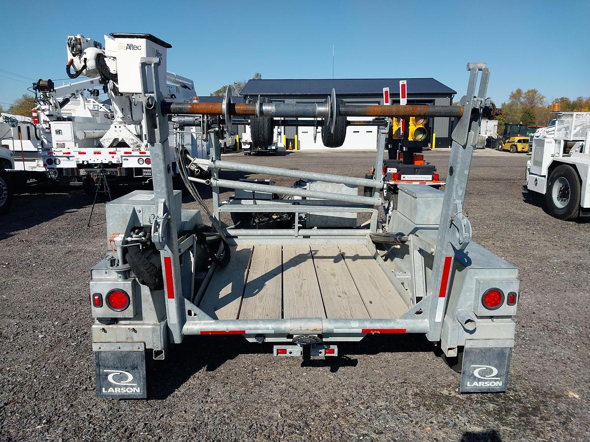 Used 2022 Larson LCT-7500 Cable Trailer