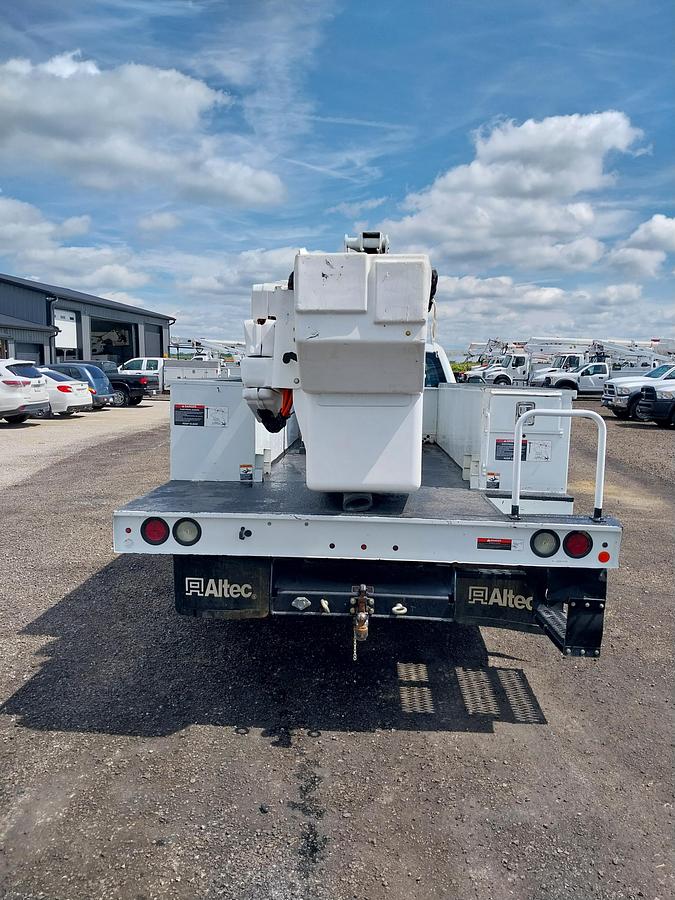Used 2017 Ford F550 Altec AT40G Insulated Squirt Boom