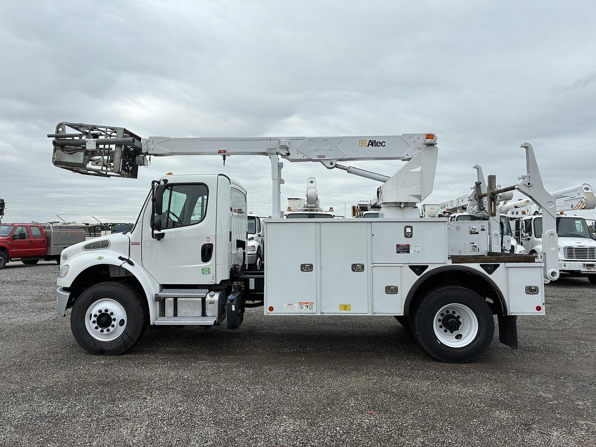 Used 2019 Freightliner M2 Altec T40P Cable Placer