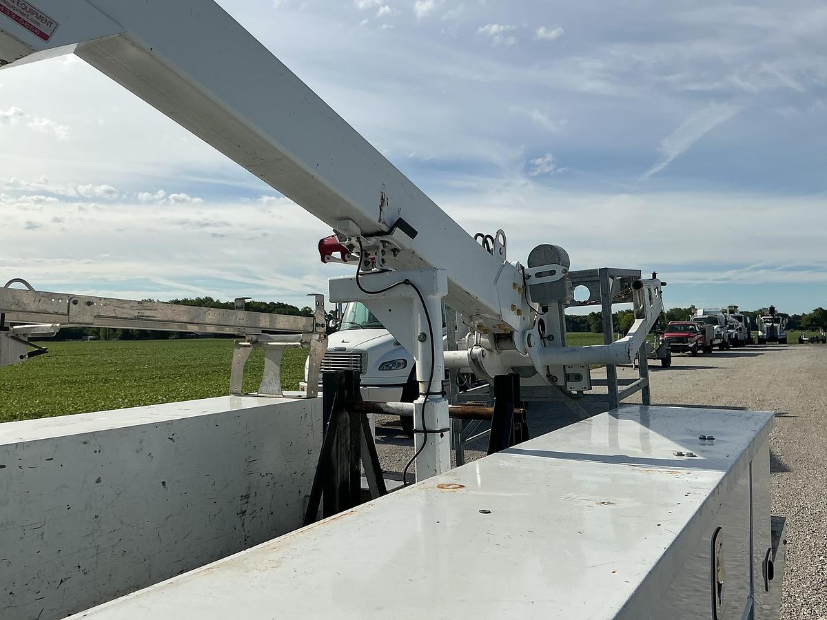 Used 2019 Ford F550 Altec AT235P Cable Placer