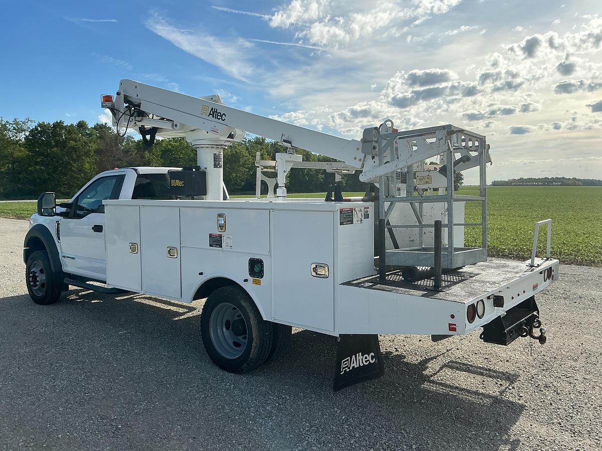 Used 2019 Ford F550 Altec AT235P Cable Placer