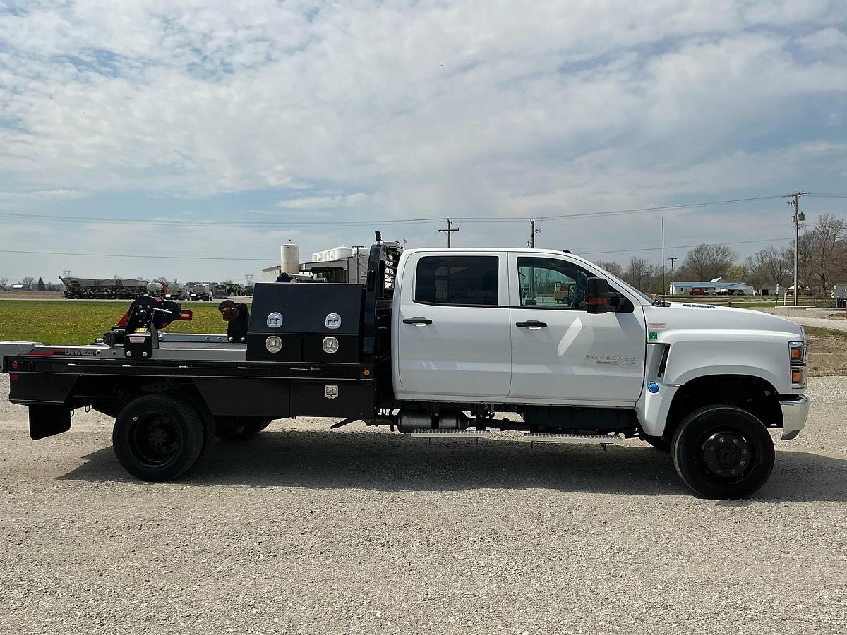 Used 2024 Chevrolet Silverado