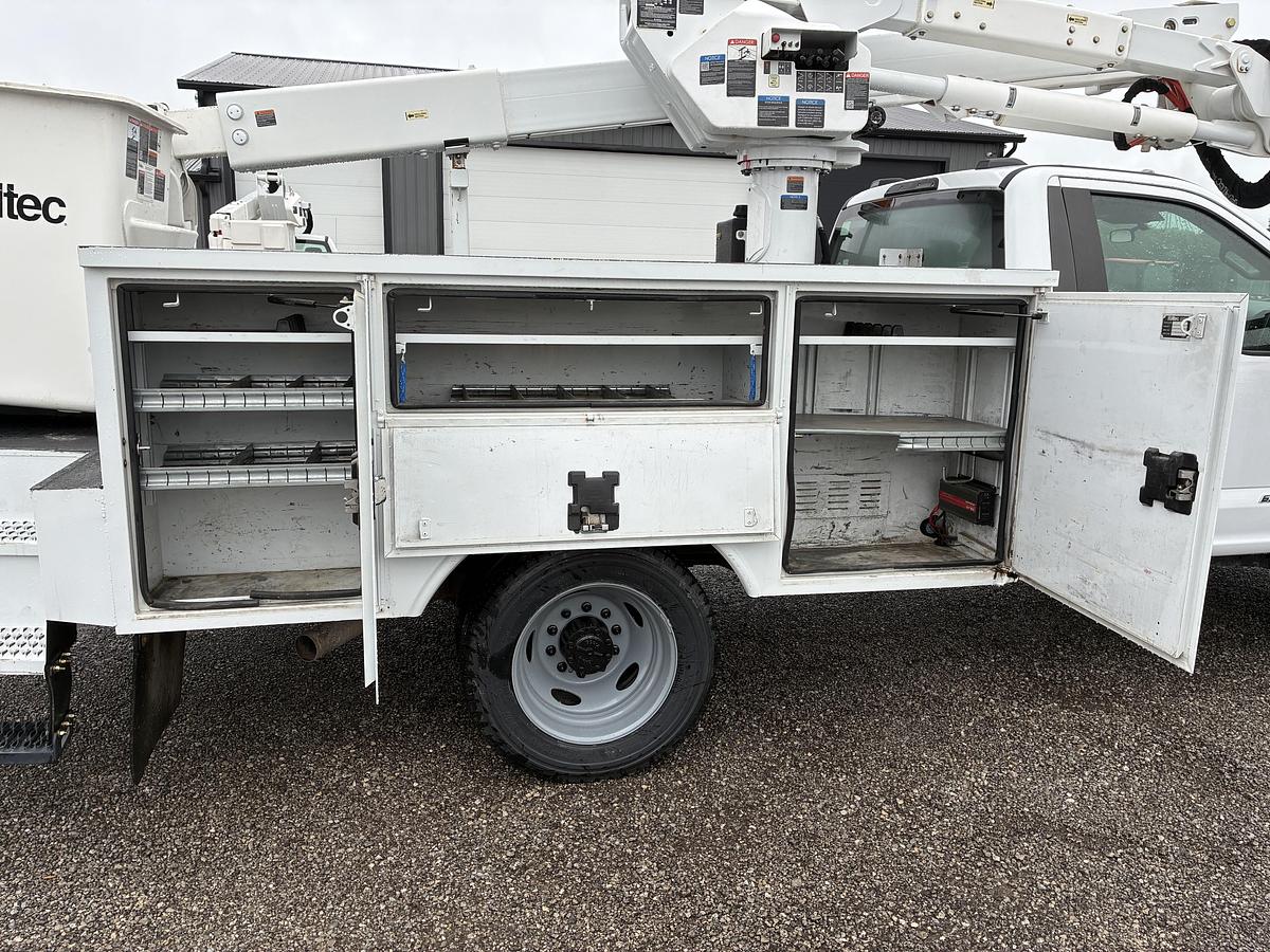 Used 2021 Ford F550 4X4 Altec AT40G Bucket Truck