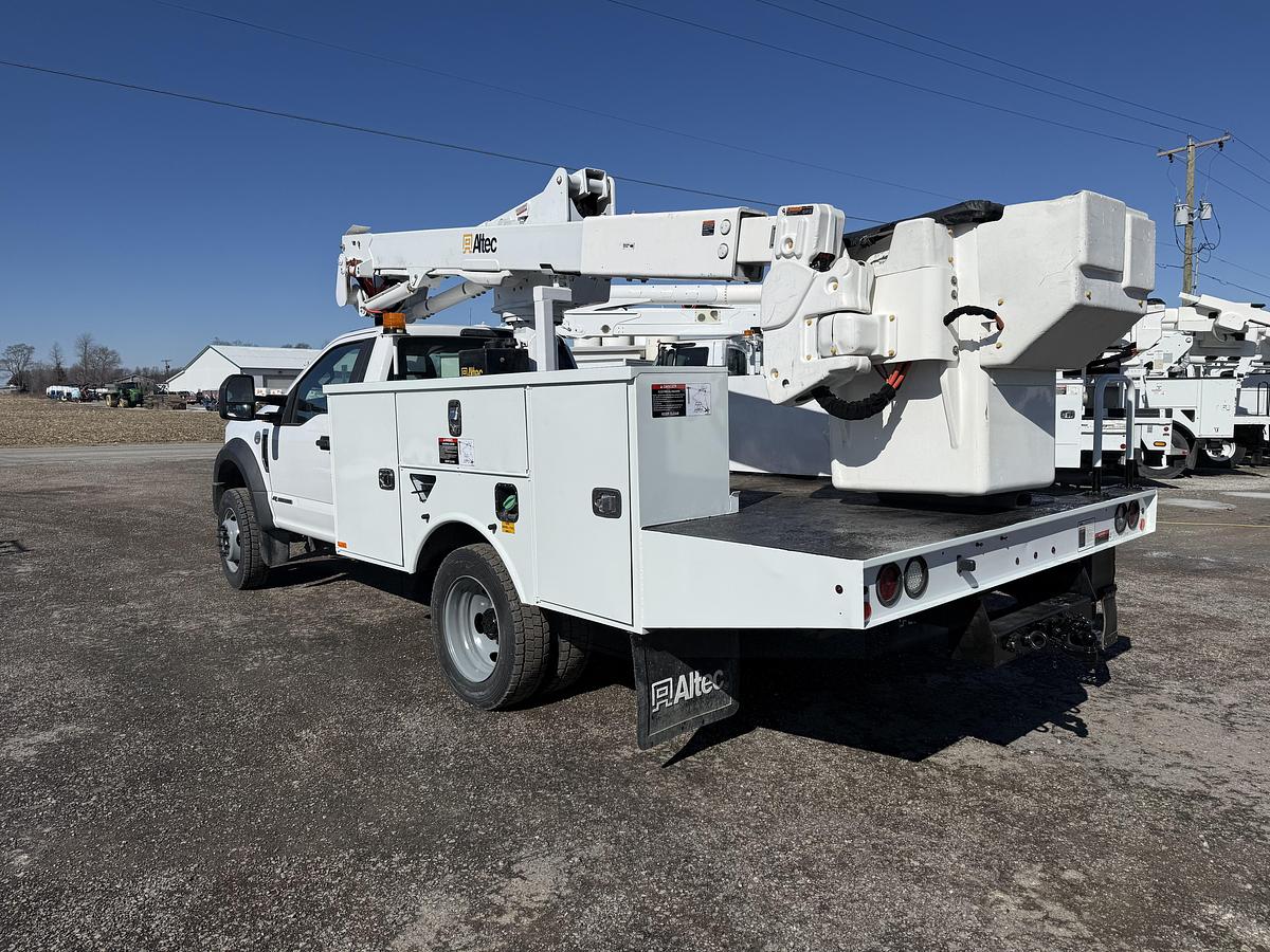 Used 2019 Ford F550 Altec AT40G Insulated Squirt Boom