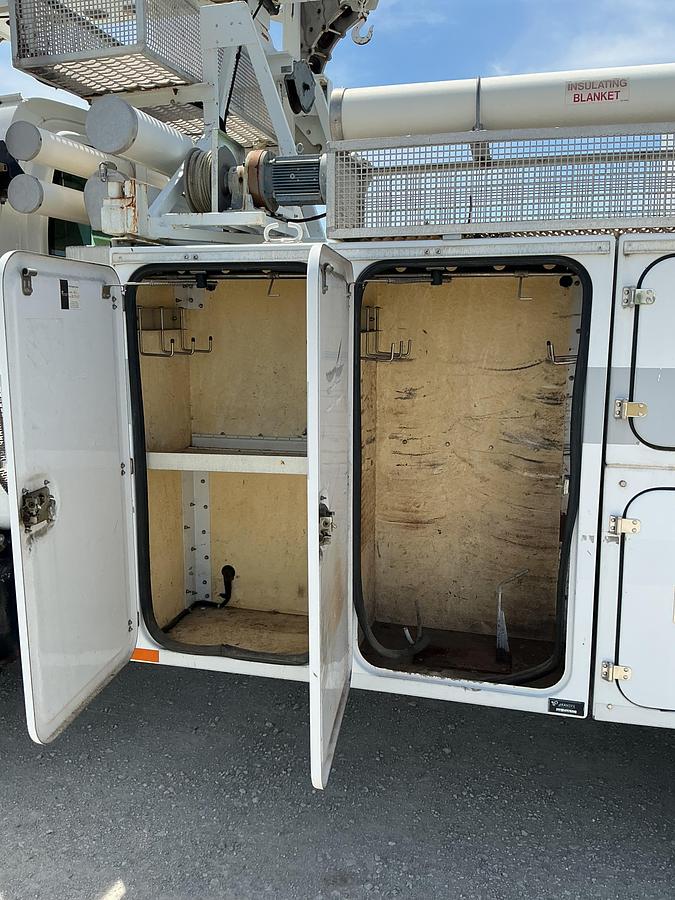 Used 2009 GMC C8500 Altec AT40C Cable Placer Utility Truck