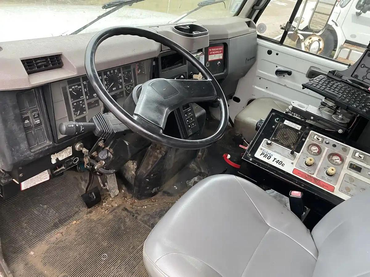 Used 1997 International 4700