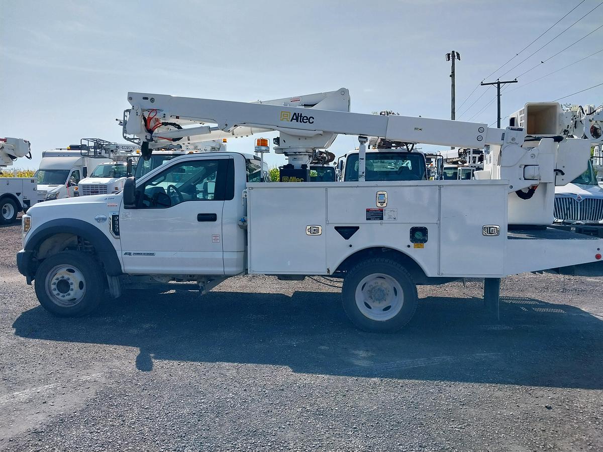 Used 2018 Ford F550, 6.7L Diesel, Altec AT40G