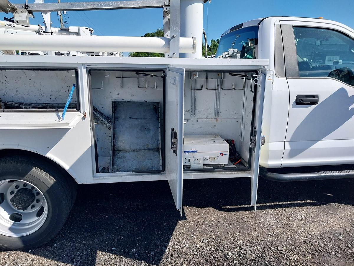 Used 2018 Ford F550, 6.7L Diesel Altec AT235P Cable Placer