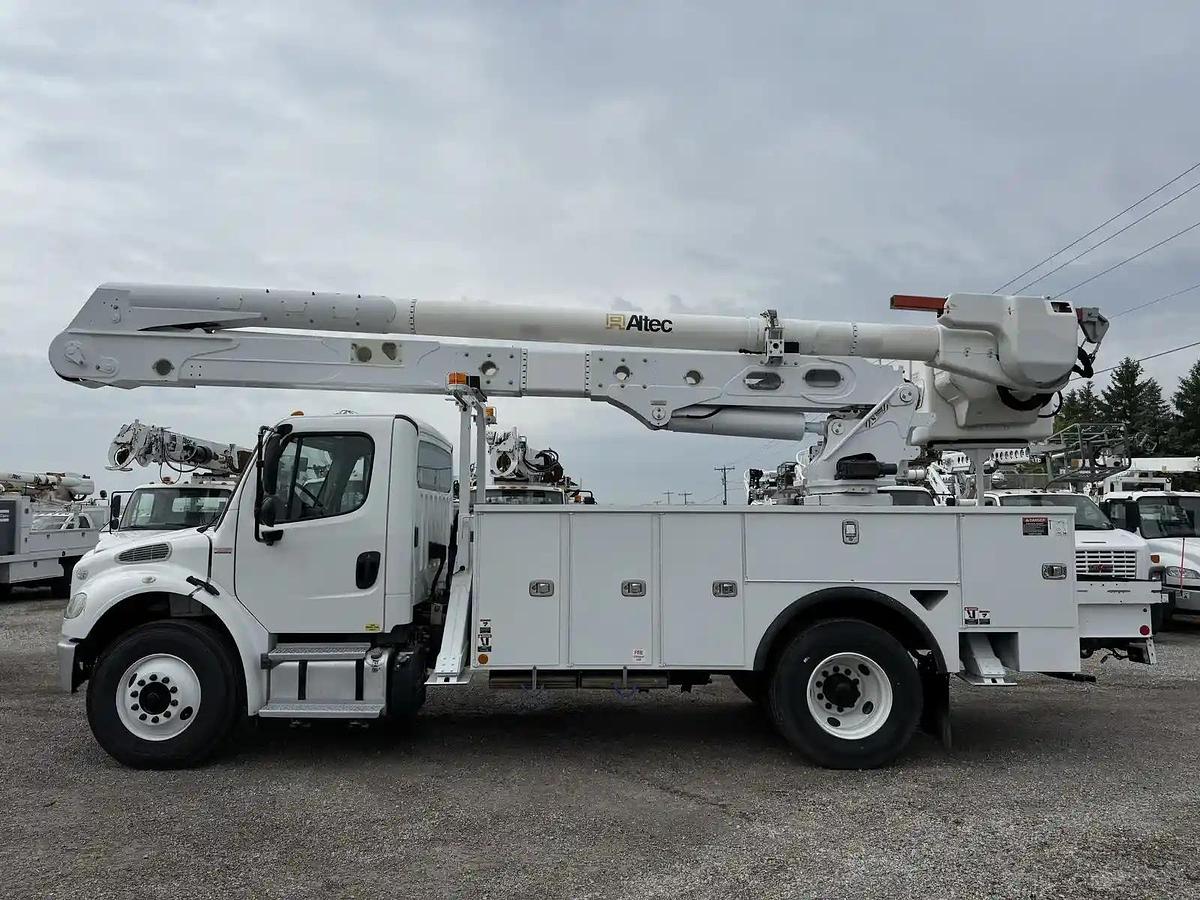 Used 2018 Freightliner M2