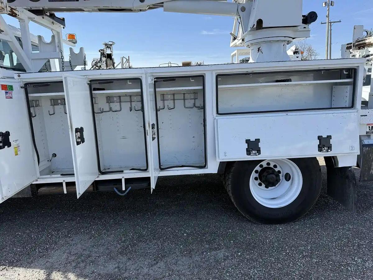 Used 2017 International 4300