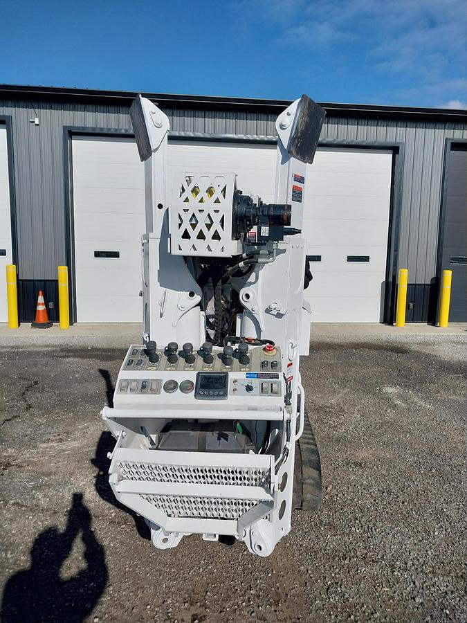 Used 2018 Altec DB41 Backyard Digger Derrick 2017 Brooks Brothers Trailer