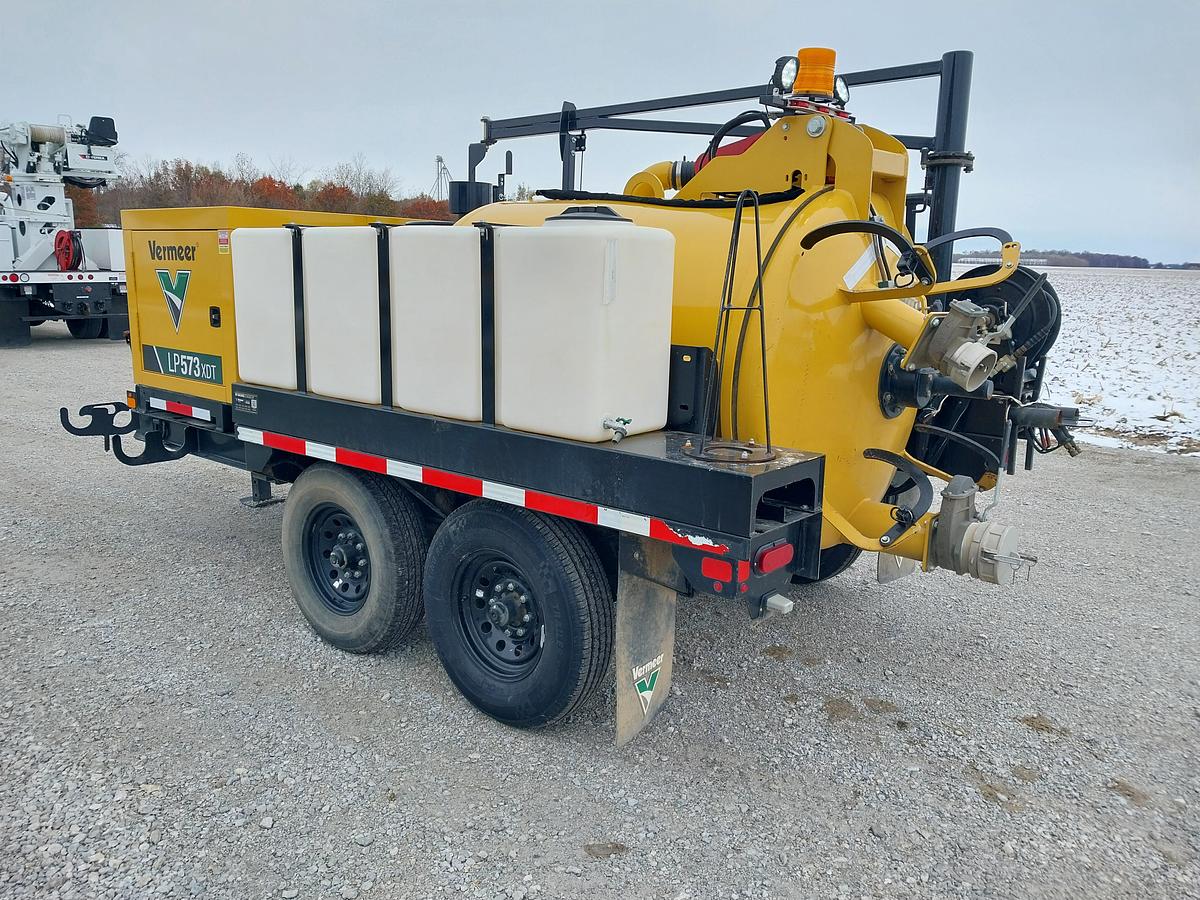 Used 2024 Vermeer LP573 XDT Vac Trailer - NEW SUCTION HOSE