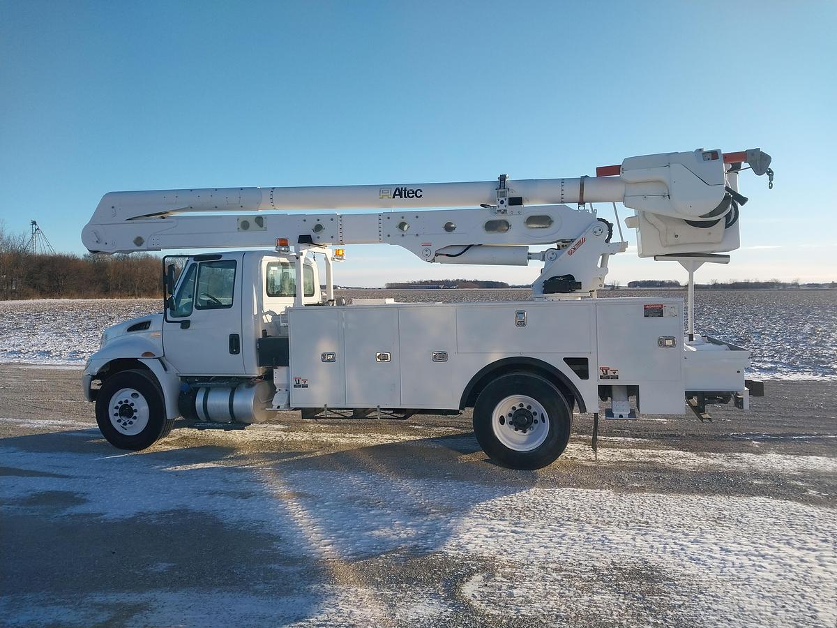 Used 2017 International 4300 Altec AA55-MH